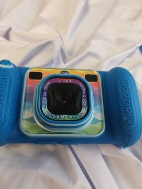 VTech Kidizoom Pix Plus Kids Camera — Blue